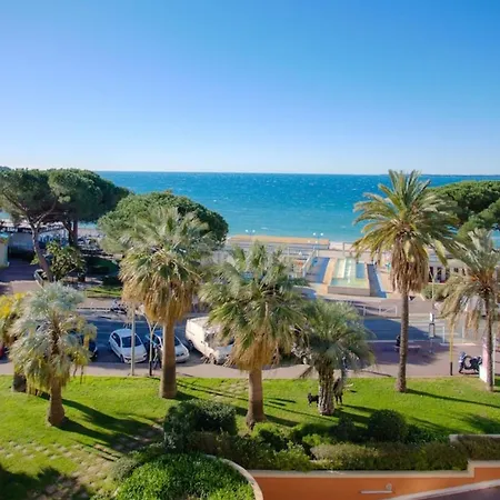 Appartement Avec Terrasse En Front De Antibes