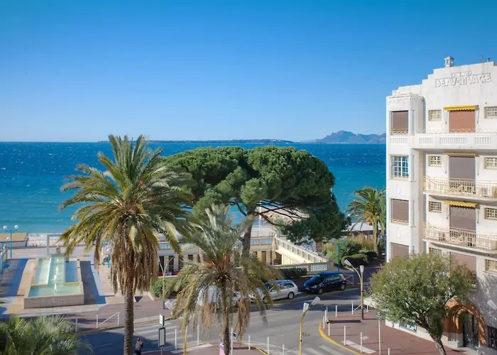 Appartement Avec Terrasse En Front De *