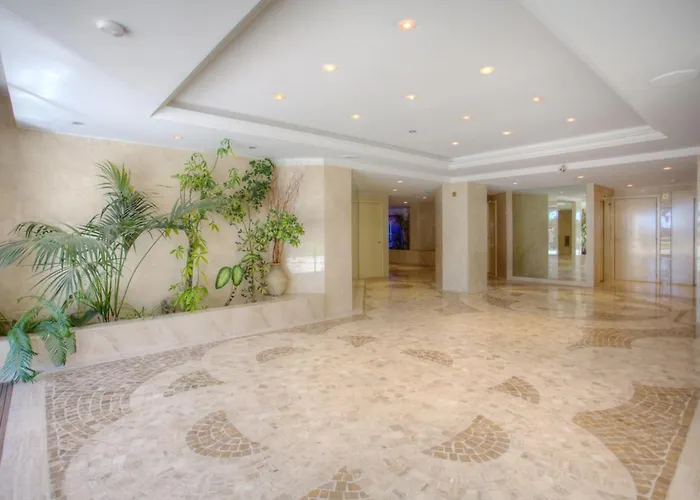 Appartement Avec Terrasse En Front De