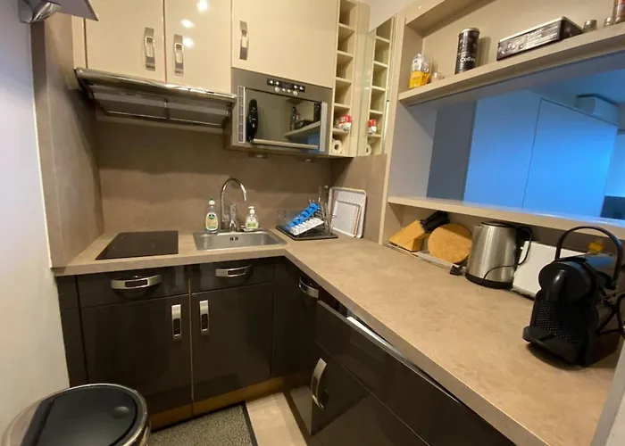 Avec Terrasse En Front De