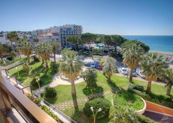 Lägenhet With Seafront Terrace *